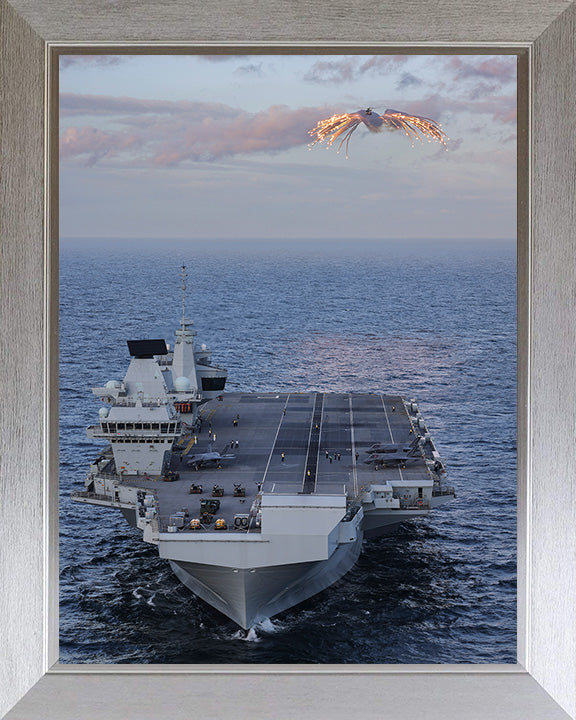 HMS Prince of Wales R09 | Photo Print | Framed Print | Queen Elizabeth Class | Aircraft Carrier | Royal Navy Hampshire Prints