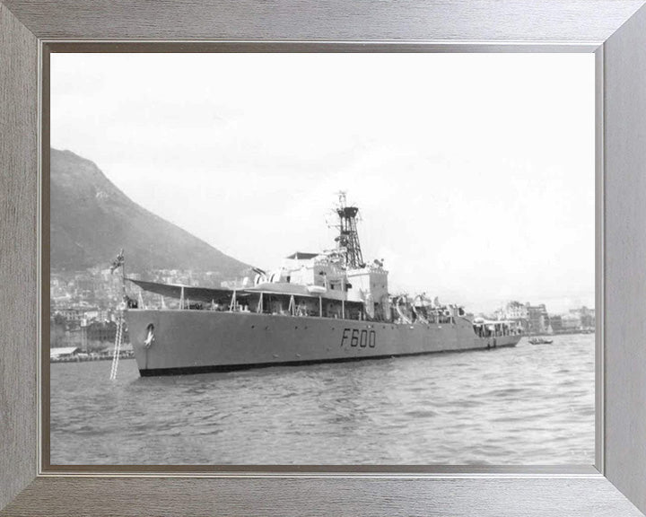 HMS St Brides Bay K600 Royal Navy Bay Class Frigate Photo Print or Framed Print - Hampshire Prints