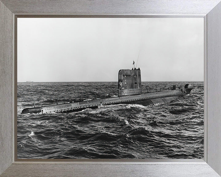 HMS Oracle S16 Royal Navy Oberon class Submarine Photo Print or Framed Print - Hampshire Prints