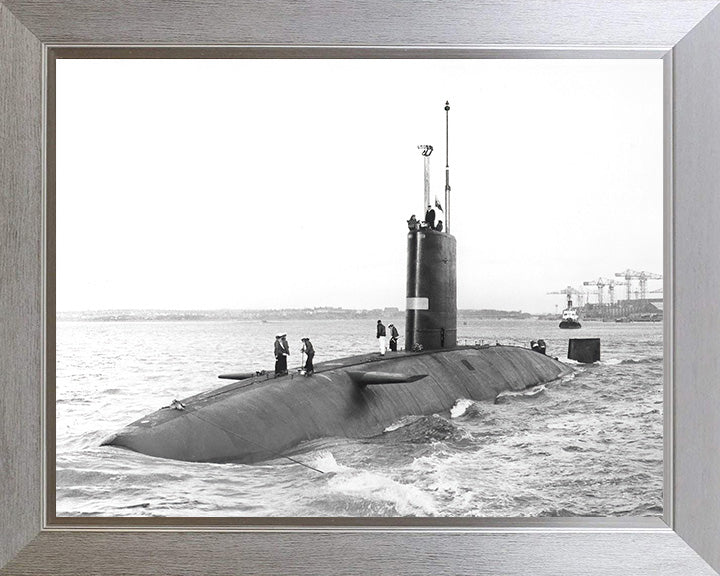 HMS Warspite S103 Submarine | Photo Print | Framed Print | Valiant Class | Royal Navy Hampshire Prints