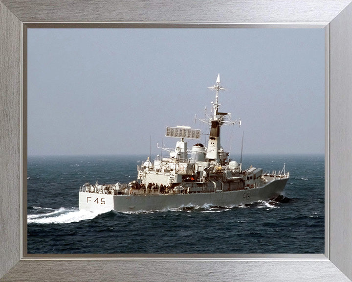 HMS Minerva F45 | Photo Print | Framed Print | Leander Class | Frigate | Royal Navy Hampshire Prints