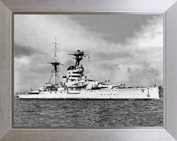 HMS Resolution (09) Royal Navy Revenge class battleship Photo Print or Framed Print - Hampshire Prints