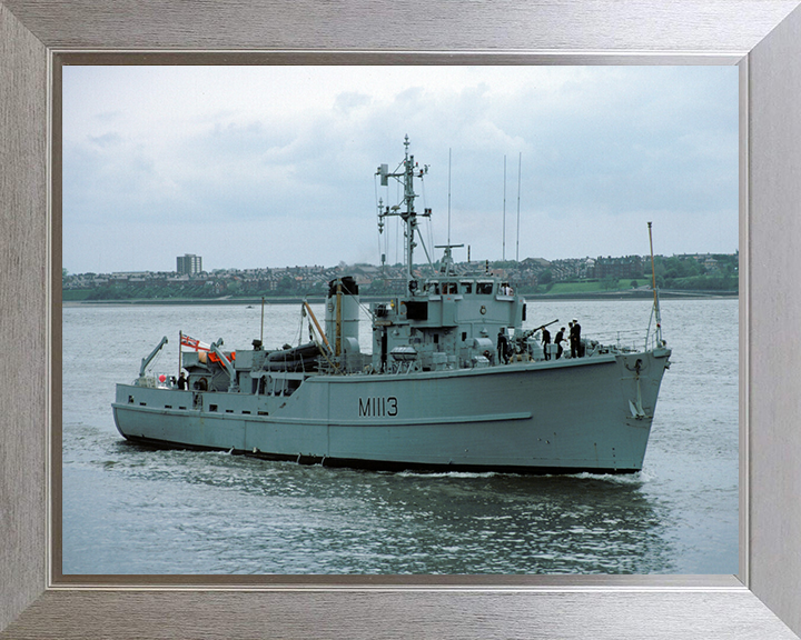HMS Brereton M1113 | Photo Print | Framed Print | Ton Class | Minesweeper | Royal Navy Hampshire Prints