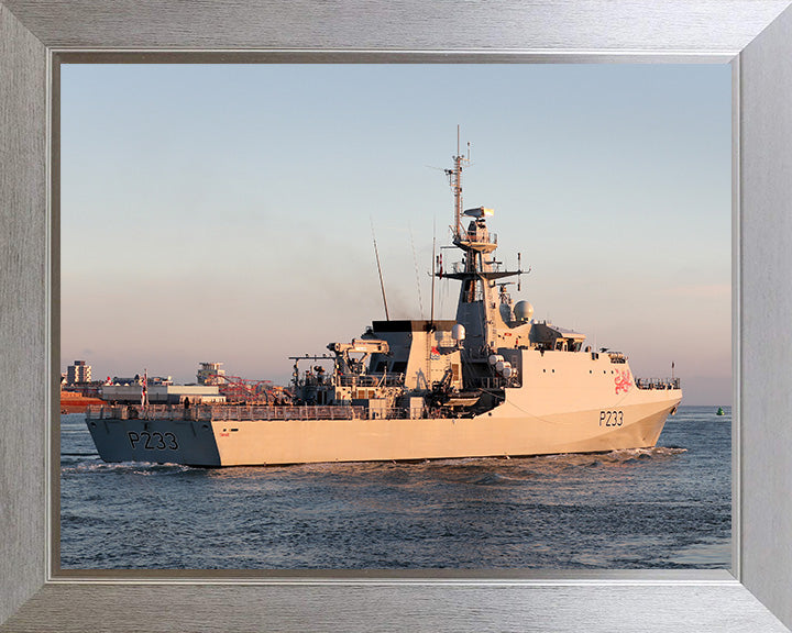 HMS Trent P224 Royal Navy River class offshore patrol vessel Photo Print or Framed Print - Hampshire Prints