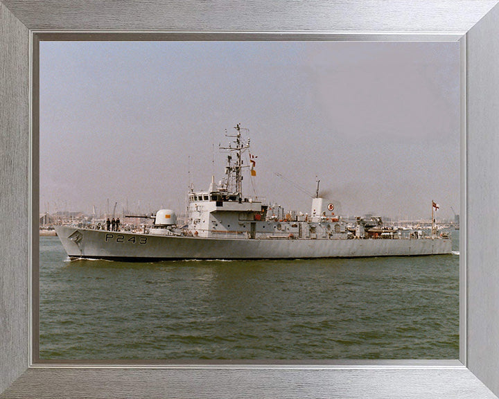 HMS Swift P243 | Photo Print | Framed Print | Peacock Class | Patrol Vessel | Royal Navy Hampshire Prints