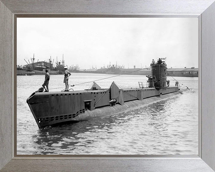 HMS Voracious P78 Royal Navy V class Submarine Photo Print or Framed Print - Hampshire Prints