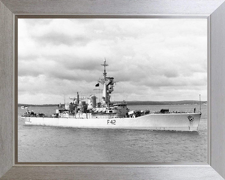HMS Phoebe F42 | Photo Print | Framed Print | Leander Class | Frigate | Royal Navy Hampshire Prints