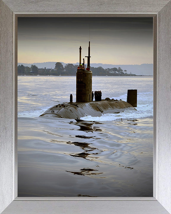 HMS Triumph S93 Submarine | Photo Print | Framed Print | Trafalgar Class | Royal Navy Hampshire Prints