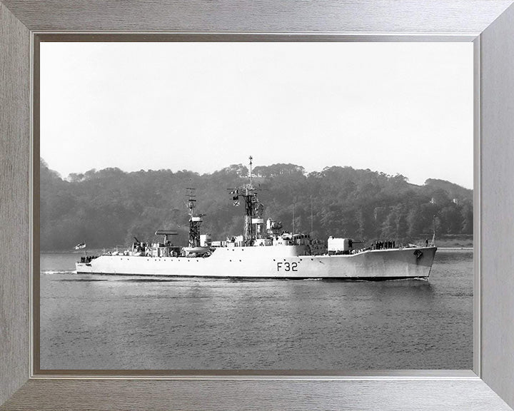 HMS Salisbury F32 Royal Navy Salisbury class Frigate Photo Print or Framed Print - Hampshire Prints