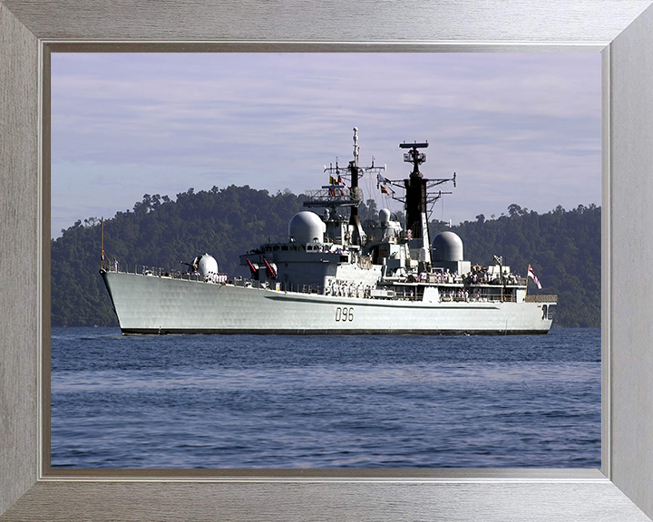 HMS Gloucester D96 Royal Navy Type 42 destroyer Photo Print or Framed Print - Hampshire Prints