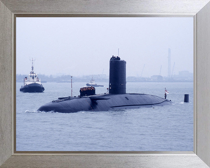 HMS Conqueror S48 Royal Navy Churchill class Submarine Photo Print or Framed Print - Hampshire Prints