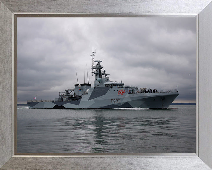 HMS Tamar P233 Royal Navy River class patrol vessel Photo Print or Framed Print - Hampshire Prints