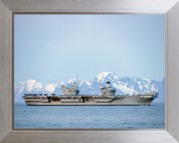 HMS Prince of Wales R09 | Photo Print | Framed Print | Queen Elizabeth Class | Aircraft Carrier | Royal Navy Hampshire Prints