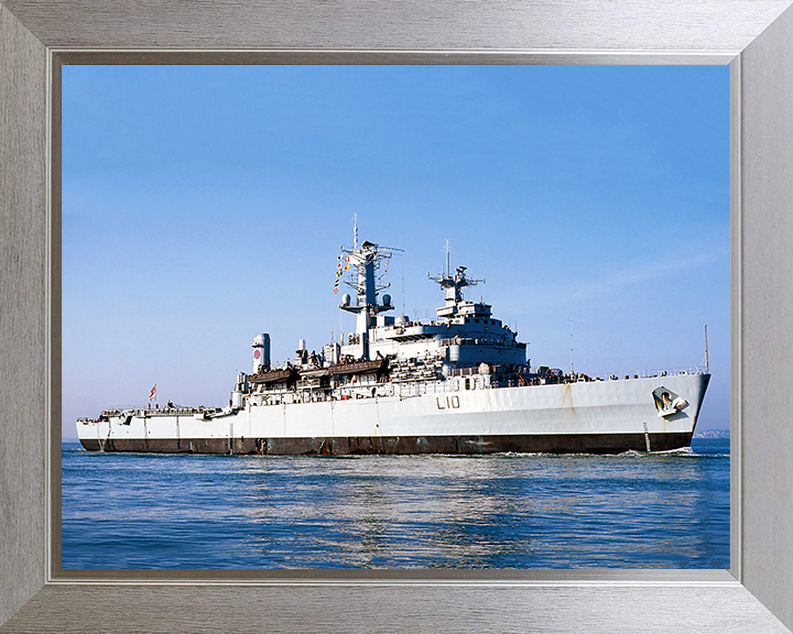HMS Fearless L10 | Photo Print | Framed Print | Fearless Class | Amphibious ship | Royal Navy Posters, Prints, & Visual Artwork Hampshire Prints