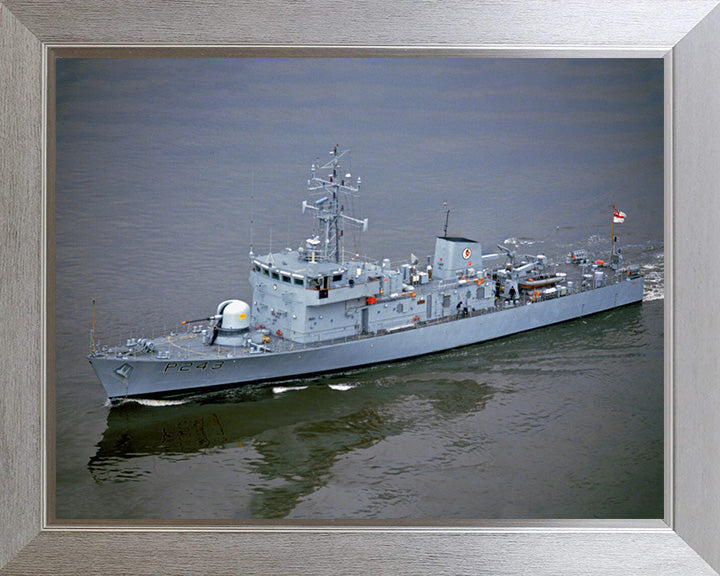 HMS Swift P243 Royal Navy Peacock Class Patrol Vessel Photo Print or Framed Print - Hampshire Prints