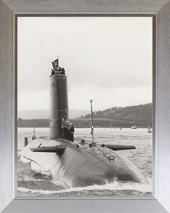 HMS Conqueror S48 submarine | Photo Print | Framed Print | Churchill class | Royal Navy Hampshire Prints