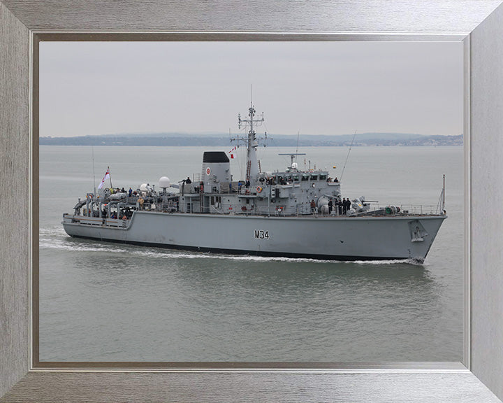 HMS Middleton M34 Royal Navy Hunt class mine countermeasures vessel Photo Print or Framed Photo Print - Hampshire Prints