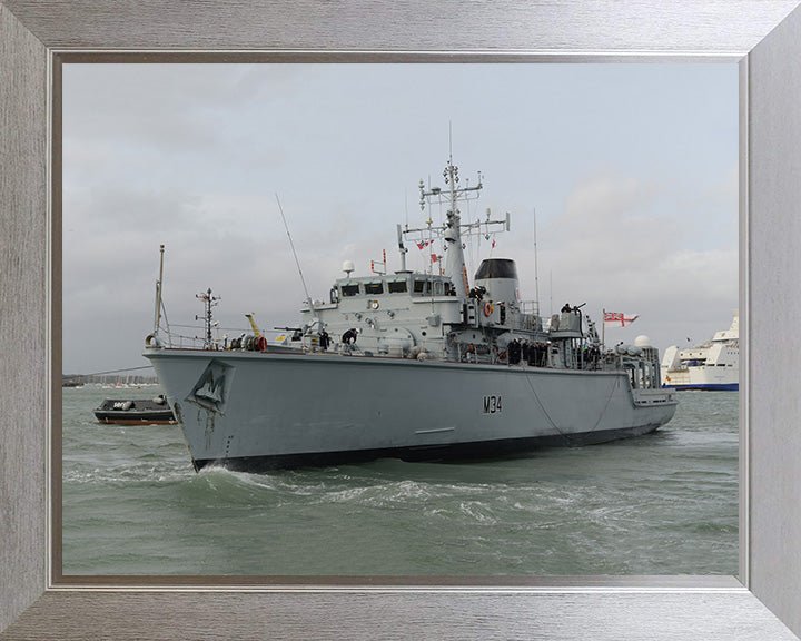 HMS Middleton M34 Royal Navy Hunt class mine countermeasures vessel Photo Print or Framed Photo Print - Hampshire Prints