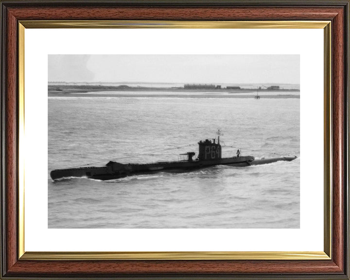 HMS Vandal P64 Royal Navy U class Submarine Photo Print or Framed Print - Hampshire Prints