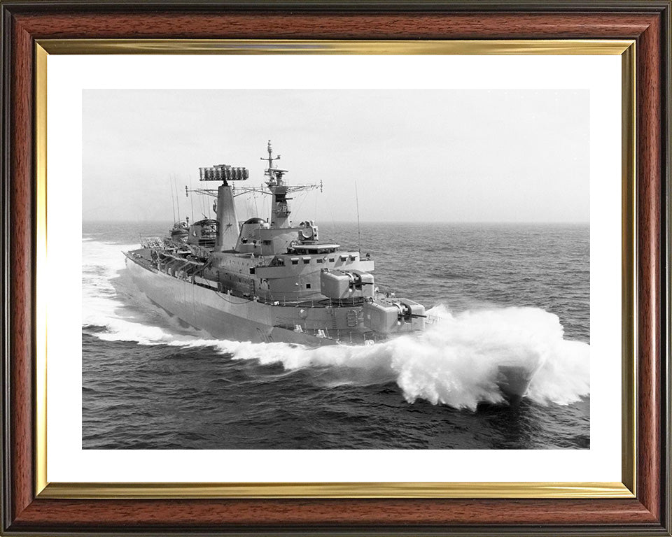 HMS London D16 | Photo Print | Framed Print | County Class | Destroyer | Royal Navy Hampshire Prints