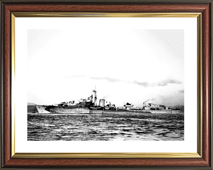 HMS Urania R05 (F08) | Photo Print | Framed Print | U Class | Destroyer | Royal Navy Hampshire Prints