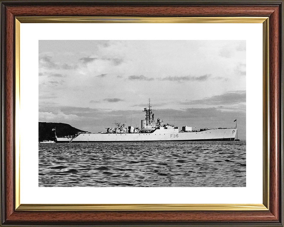 HMS Whitby F36 Royal Navy Whitby class frigate Photo Print or Framed Print - Hampshire Prints