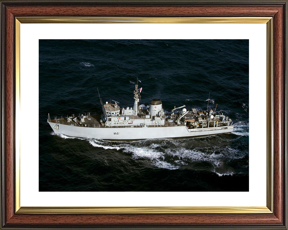 HMS Quorn M41 Royal Navy Hunt class mine countermeasures vessel Photo Print or Framed Print - Hampshire Prints