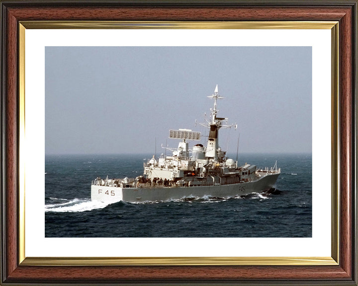 HMS Minerva F45 | Photo Print | Framed Print | Leander Class | Frigate | Royal Navy Hampshire Prints