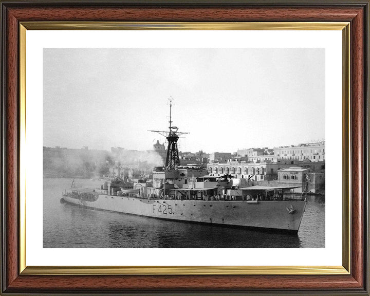 HMS Loch Dunvegan F425 (K425) | Photo Print | Framed Print | Loch Class | Frigate | Royal Navy Hampshire Prints