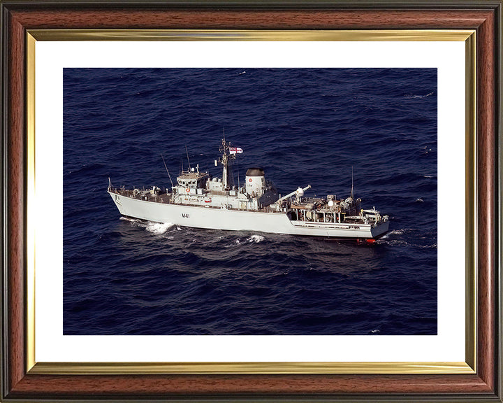 HMS Quorn M41 | Photo Print | Framed Print | Hunt Class | Mine Warfare Vessel | Royal Navy Hampshire Prints