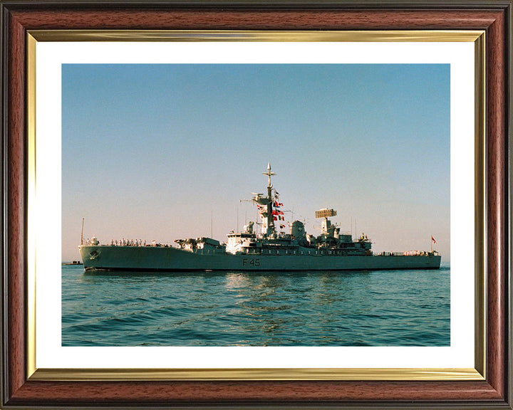 HMS Minerva F45 | Photo Print | Framed Print | Leander Class | Frigate | Royal Navy Hampshire Prints