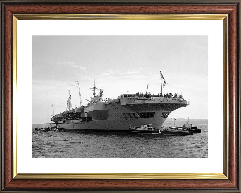 HMS Victorious R38 Royal Navy Illustrious class Aircraft Carrier Photo Print or Framed Print - Hampshire Prints