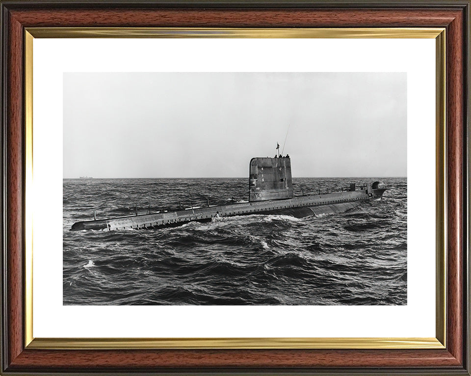 HMS Oracle S16 Submarine | Photo Print | Framed Print | Oberon Class | Royal Navy Hampshire Prints