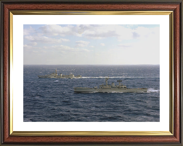 HMS Scylla F71 | Photo Print | Framed Print | Leander Class | Frigate | Royal Navy Hampshire Prints