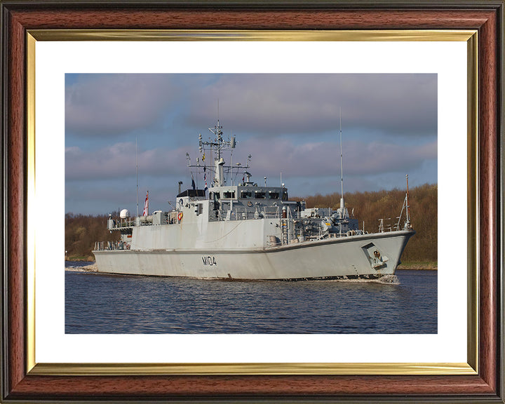 HMS Walney M104 Royal Navy Sandown class minehunter Photo Print or Framed Print - Hampshire Prints