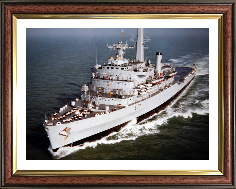 HMS Intrepid L11 | Photo Print | Framed Print | Fearless Class | Amphibious Ship | Royal Navy Hampshire Prints