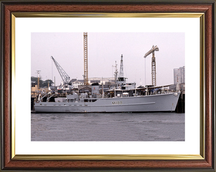 HMS Walkerton M1188 Royal Navy Ton Class Minesweeper Photo Print or Framed Print - Hampshire Prints