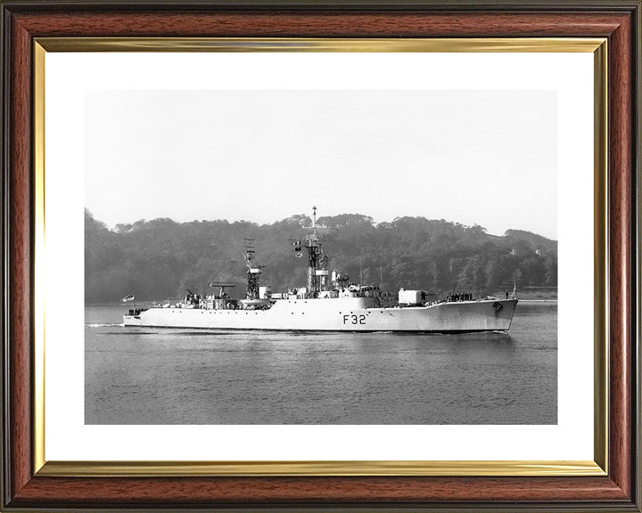 HMS Salisbury F32 Royal Navy Salisbury class Frigate Photo Print or Framed Print - Hampshire Prints