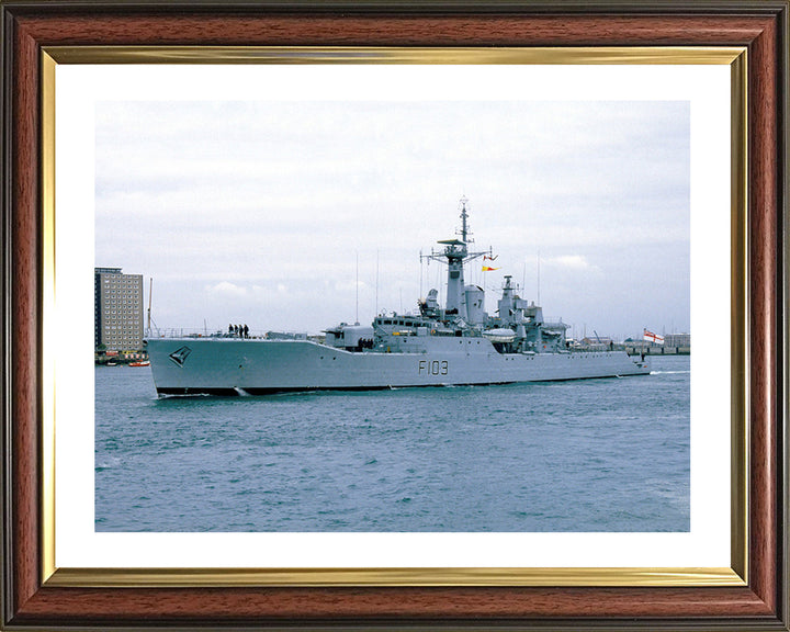 HMS Lowestoft F103 | Photo Print | Framed Print | Rothesay Class | Frigate | Royal Navy Hampshire Prints