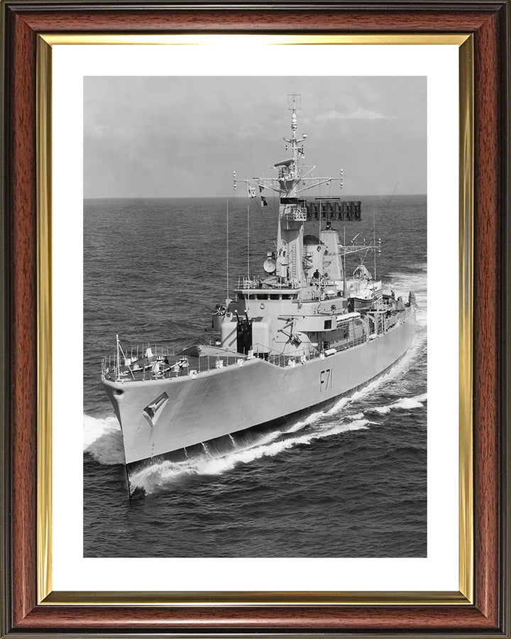 HMS Scylla F71 | Photo Print | Framed Print | Leander Class | Frigate | Royal Navy Hampshire Prints