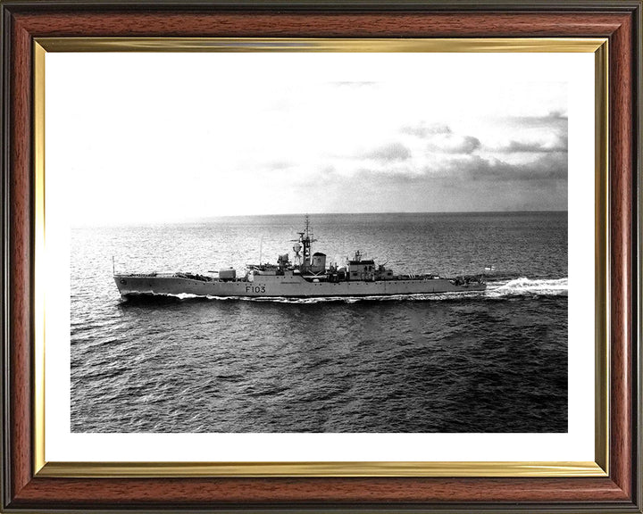 HMS Lowestoft F103 Royal Navy Rothesay class frigate Photo Print or Framed Print - Hampshire Prints