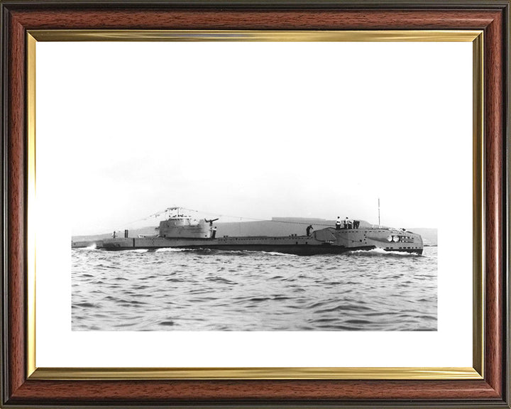 HMS Thule P325 Royal Navy T class submarine Photo Print or Framed Print - Hampshire Prints