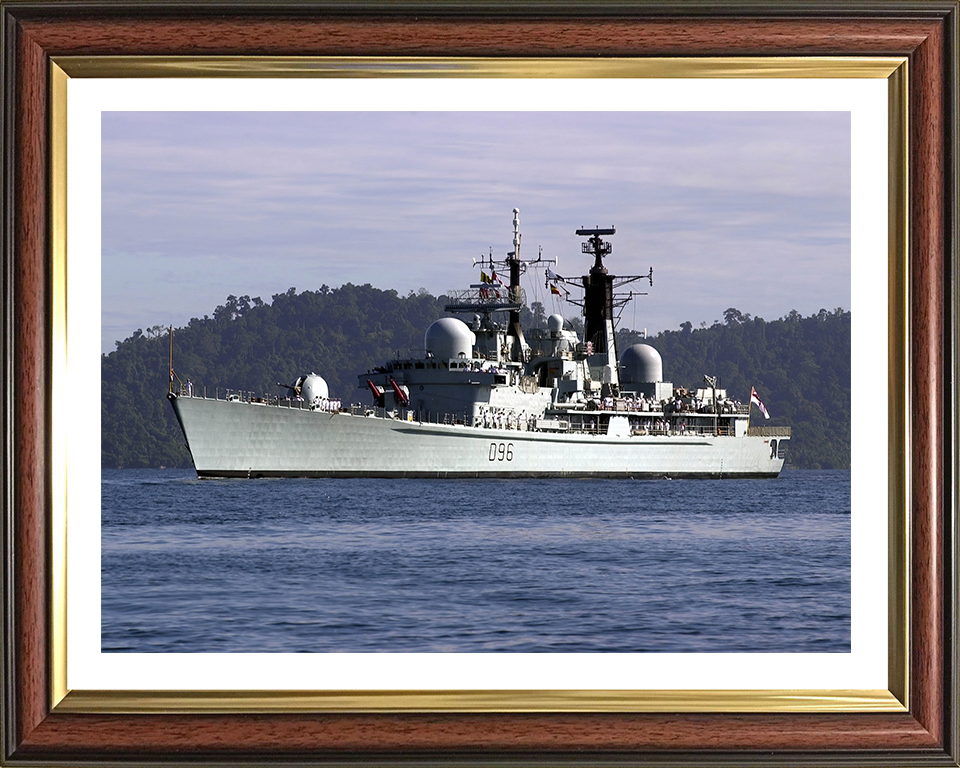 HMS Gloucester D96 Royal Navy Type 42 destroyer Photo Print or Framed Print - Hampshire Prints