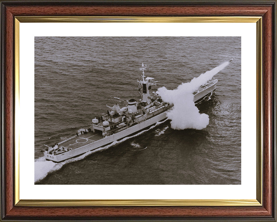 HMS Phoebe F42 | Photo Print | Framed Print | Leander Class | Frigate | Royal Navy Hampshire Prints