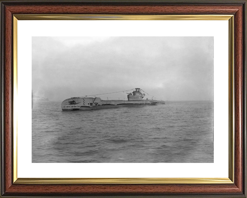 HMS Totem P352 Royal Navy T class Submarine Photo Print or Framed Print - Hampshire Prints