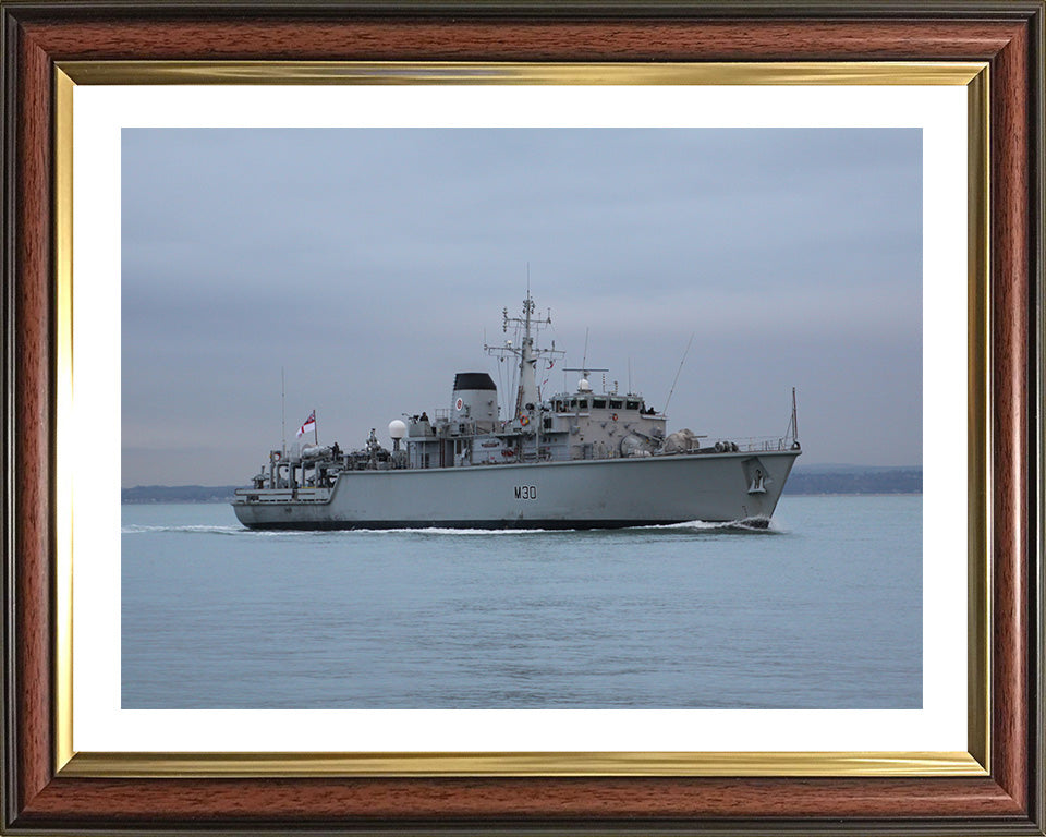 HMS Ledbury M30 | Photo Print | Framed Print | Hunt Class | Minesweeper | Royal Navy Hampshire Prints