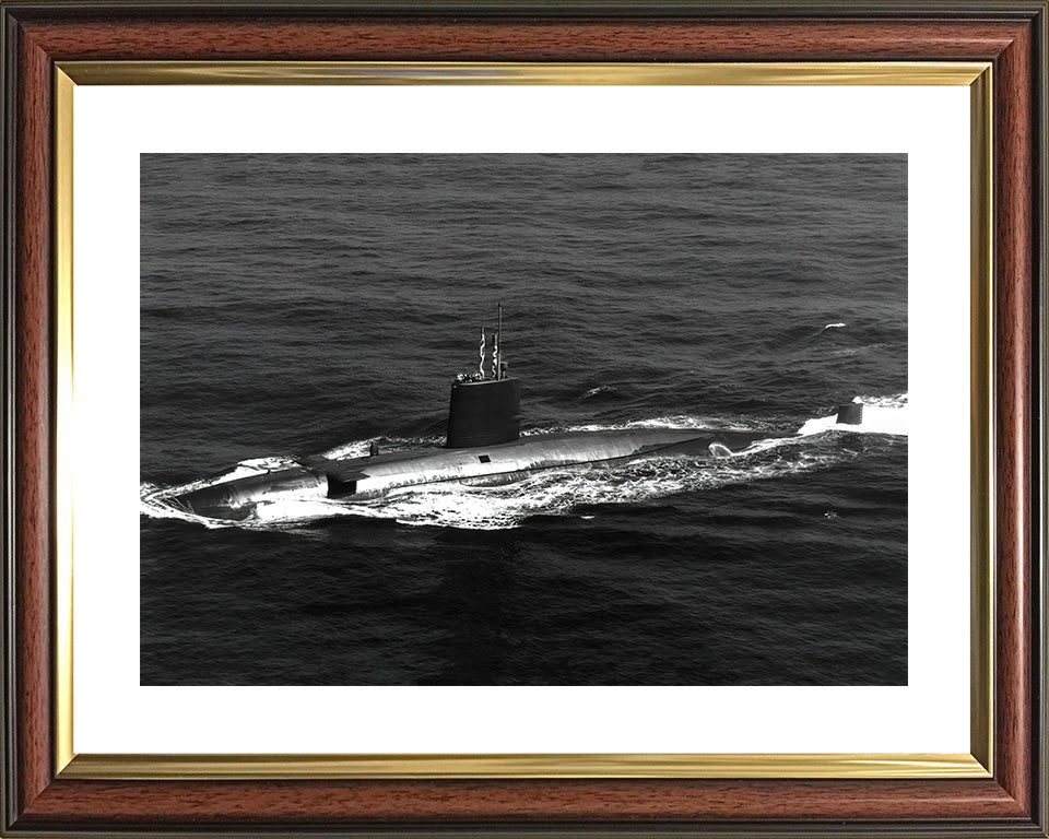 HMS Valiant S102 Royal Navy Valiant class Submarine Photo Print or Framed Print - Hampshire Prints