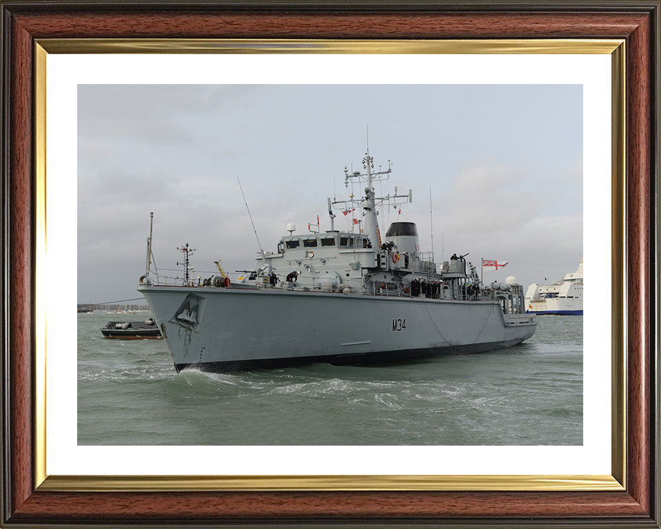 HMS Middleton M34 Royal Navy Hunt class mine countermeasures vessel Photo Print or Framed Photo Print - Hampshire Prints