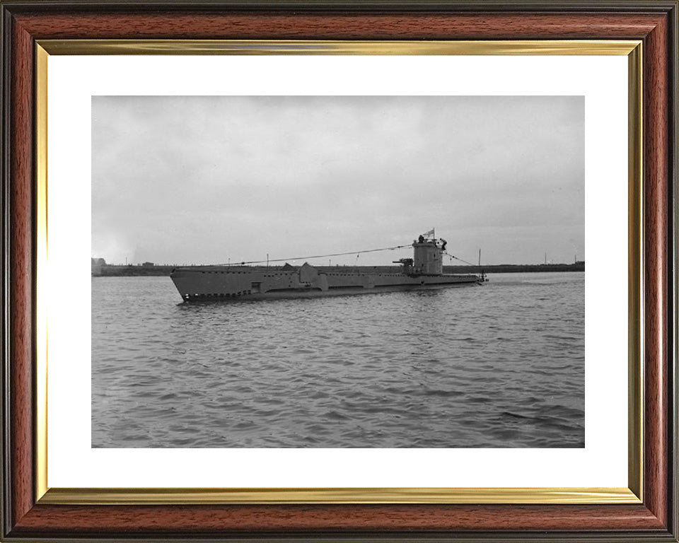 HMS Venturer P68 Royal Navy V class Submarine Photo Print or Framed Print - Hampshire Prints