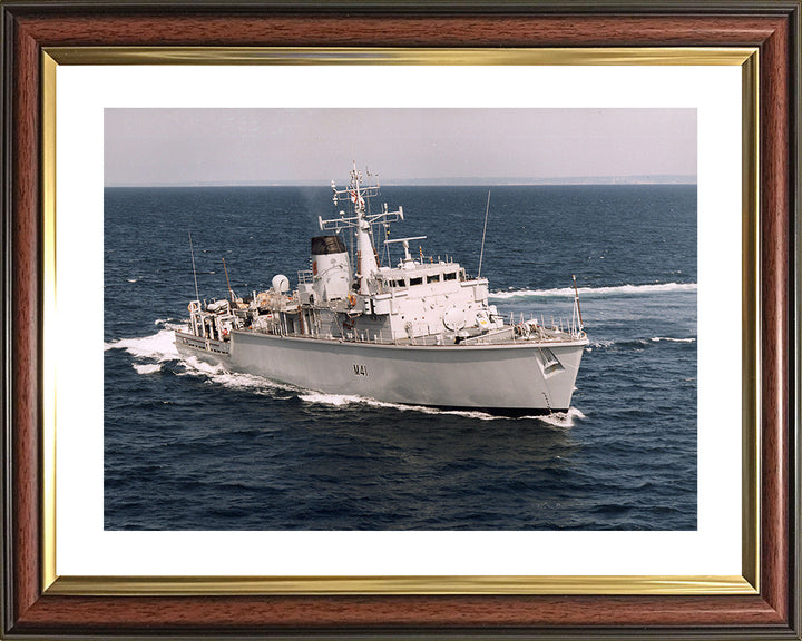 HMS Quorn M41 | Photo Print | Framed Print | Hunt Class | Mine Warfare Vessel | Royal Navy Hampshire Prints
